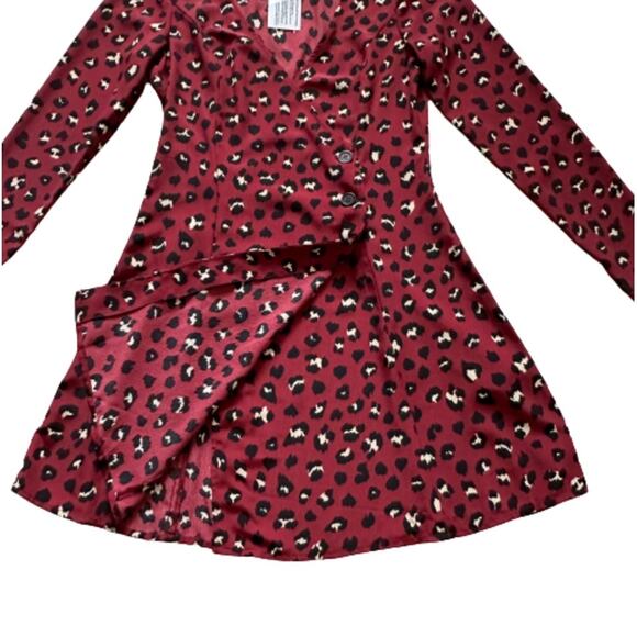 Divided Red Burgundy Animal Print V-Neck Long Sleeve Wrap Dress Size 6 NEW - Picture 11 of 13